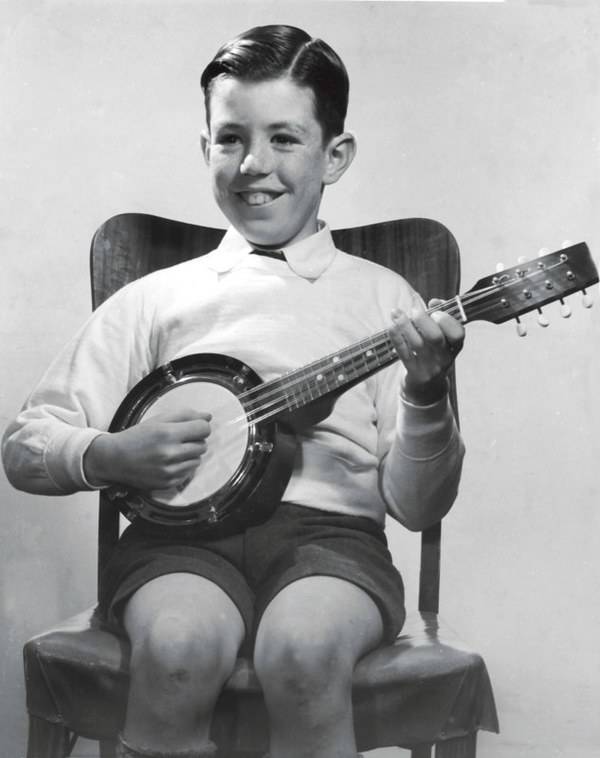 About Victoria Banjo Club